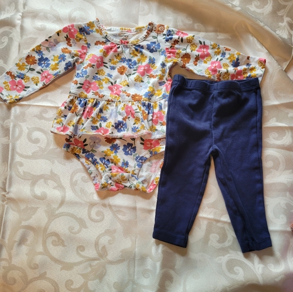 Lot bundle baby girls clothes 8 pieces - Picture 2 of 10